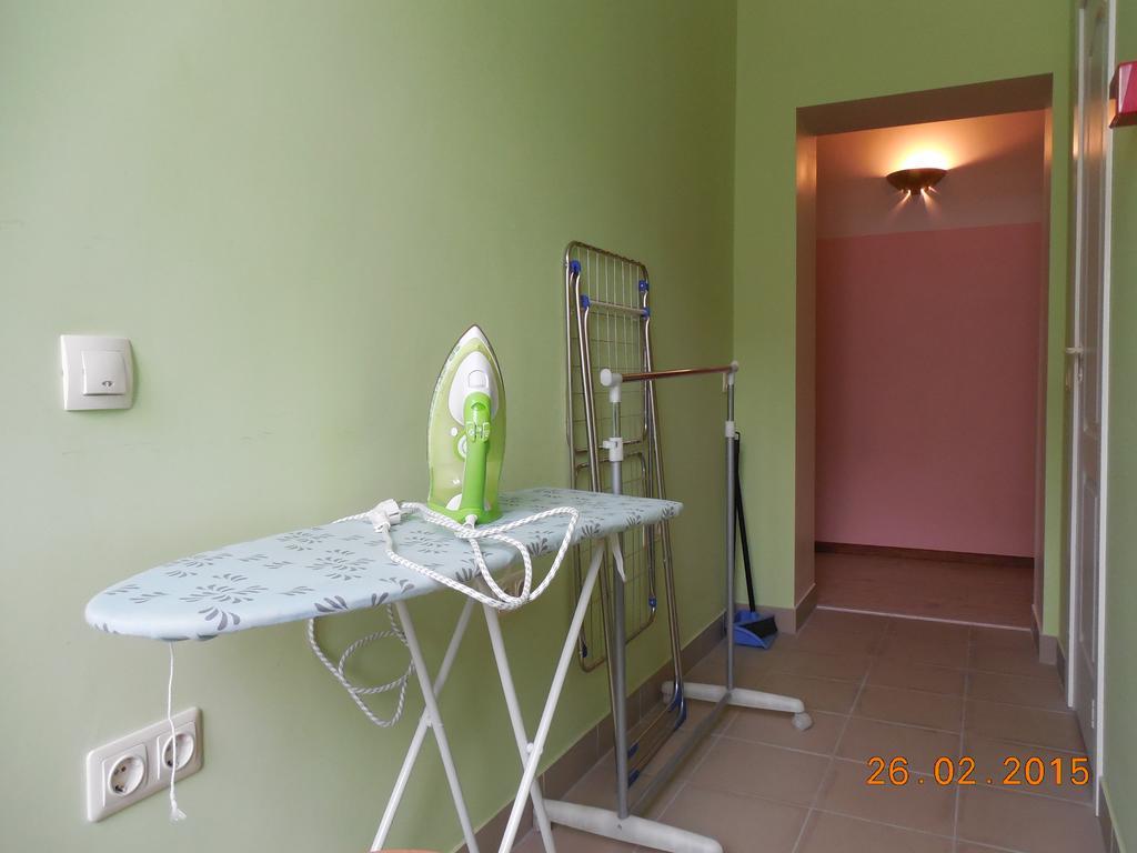 Gogol Park Hostel Riga Exterior photo